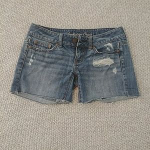 American Eagle cut off shorts